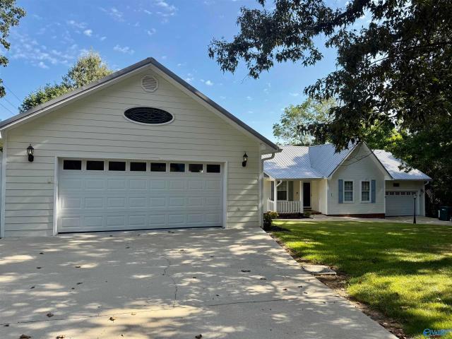 430 County Road 620 SW