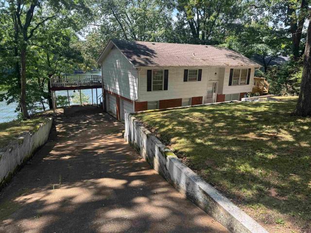 430 Elm Dr
