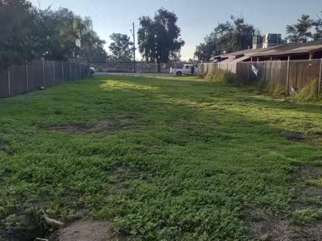 430 FREMONT ST, DELANO, CA 93215