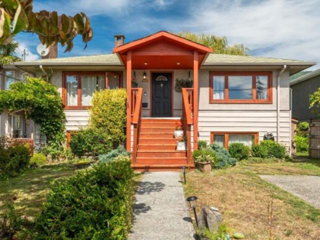 430 Kings Road W, North Vancouver, BC, V7N 2M3 house for sale | Listing ID R3165 | Royal LePage