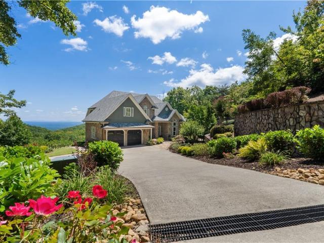 430 Sassafras Mountain Laurel Lane