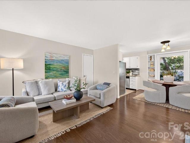 430 Queens Road # 122