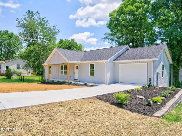 430 Rhododendron Circle