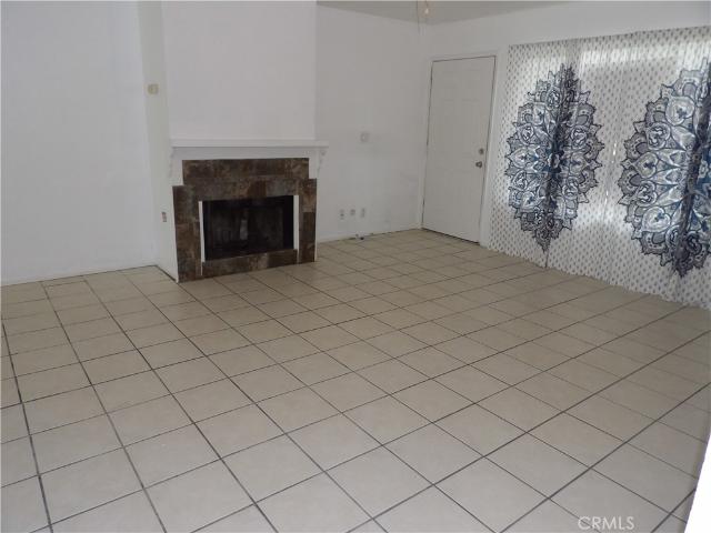 430 W Barbour