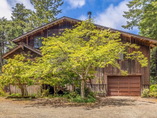 43150 Little Lake Rd, Mendocino, CA 95460 | MLS #325056
