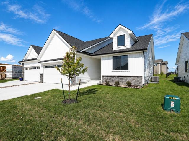 4315 NW Olivia Lane