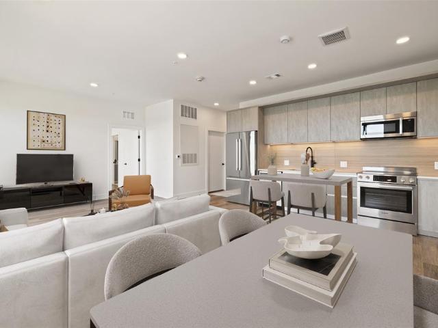 4315 S Congress Ave # 332