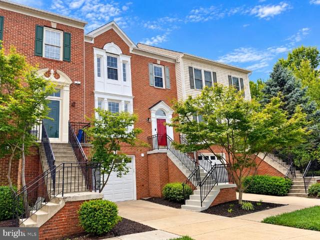 43163 Katama Square