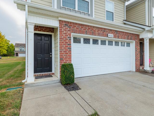 4316 Aurora Cir
