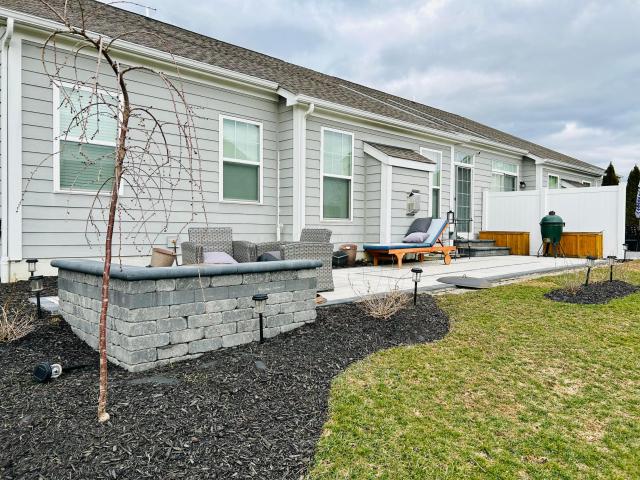 4319 Ahwick Green