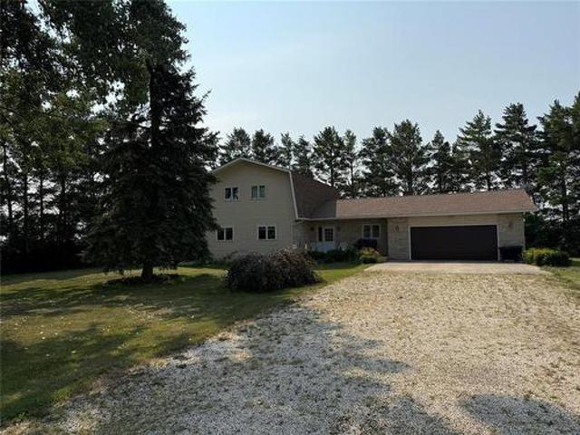 4310 W Road, Wawanesa, MB, R0K 2G0 house for sale | Listing ID 202622 | Royal LePage