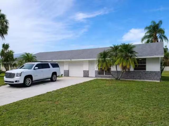 4311 SE Geneva Dr #4311, Stuart, FL 34997 MLS A11961612