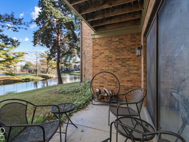4311 Village Parkway Circle W # 2