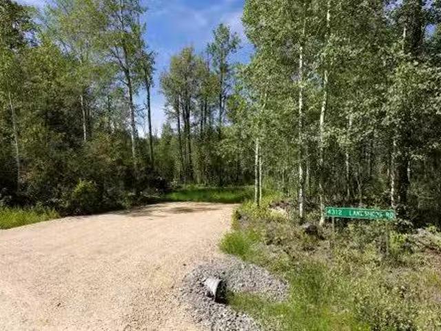 4312 Lakeshore Rd, Rural Parkland County, AB, T0E 2K0 vacant.