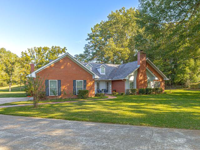 4313 Bishop Drive