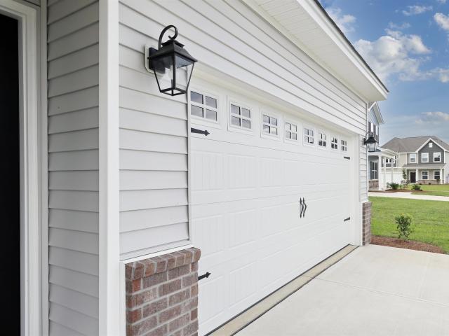 431 Atamasco Ct