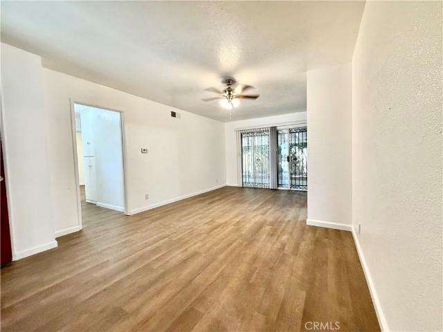 431 E Rosslynn