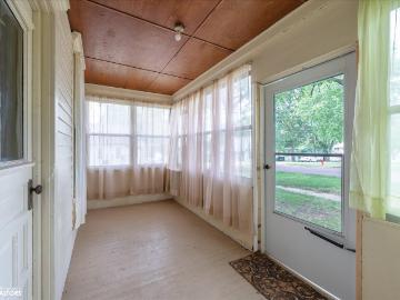 431 S Day Avenue