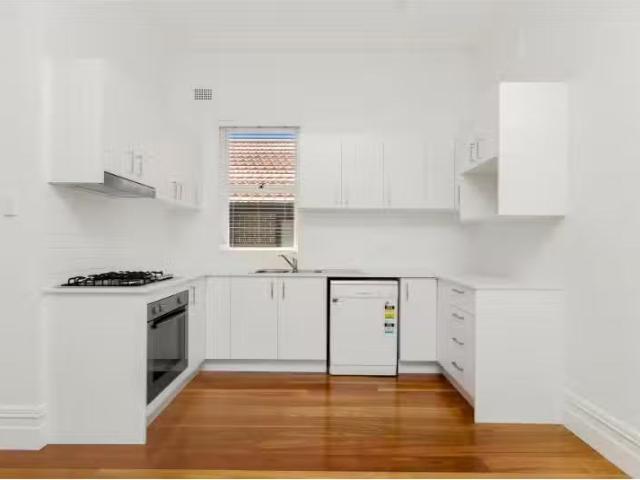 4/31 Palace Street, Petersham Apartment for rent Listed by Ma.