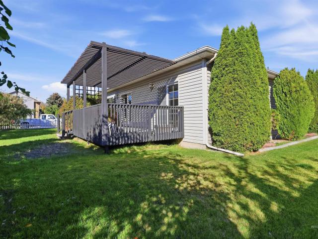 431 Pratt Pl