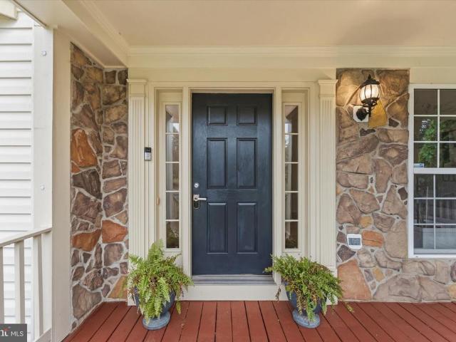 43250 Meadowood Court