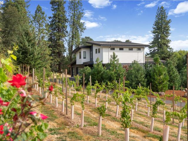 4320 alpenglow dr