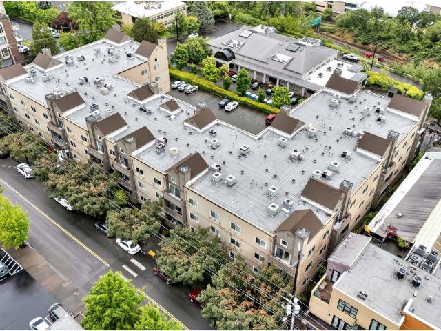 4320 S Corbett Ave, Unit 302, Portland, OR 97239 | MLS #211086