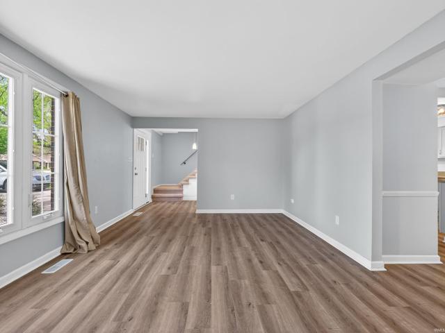 4321 N 635 W