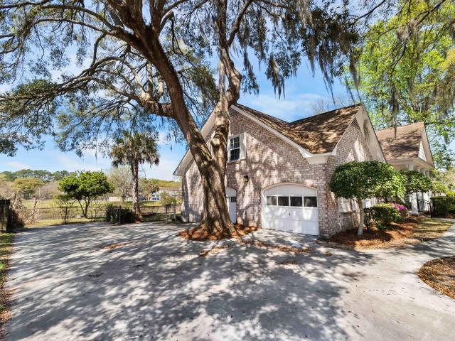4322 Bream Road