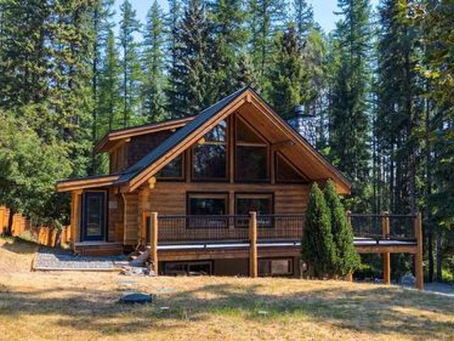4322 Hilltop Crescent, Cranbrook, BC, V1C 6W3 house for sale | Listing ID 10397 | Royal LePage
