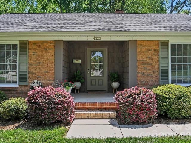 4323 Emory Lane