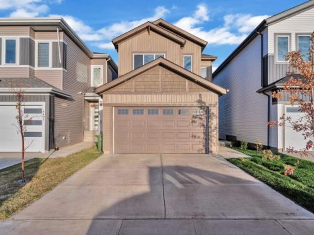 4323 66 St, Beaumont, AB, T4X 0Z3 house for sale | Listing ID E4512 | Royal LePage