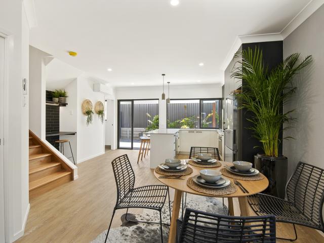 4/32 36 Hardiman Street, Woody Point, QLD 4019 Townhouse for Rent Ray White Woody Point