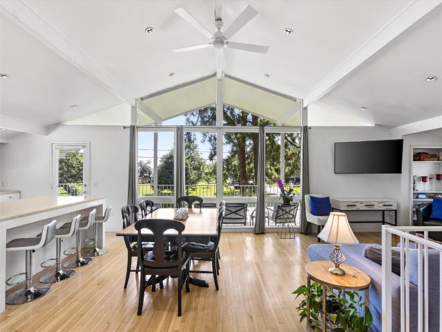 432 Glen Cove Blvd, Kemah, TX 77565 | MLS #84271