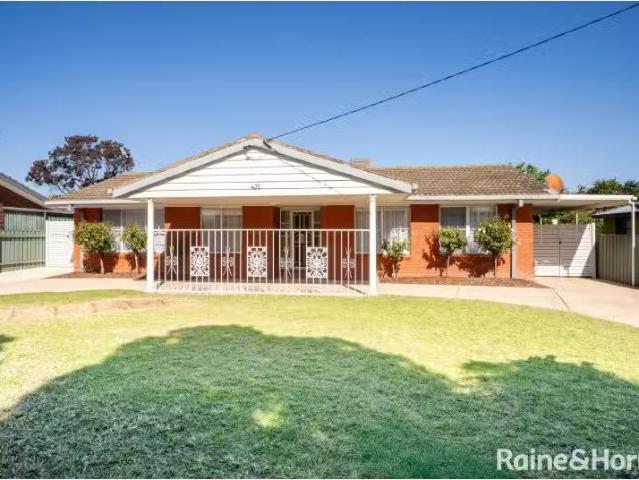 432 Lake Albert Road, LAKE ALBERT House for rent Listed by Ra.