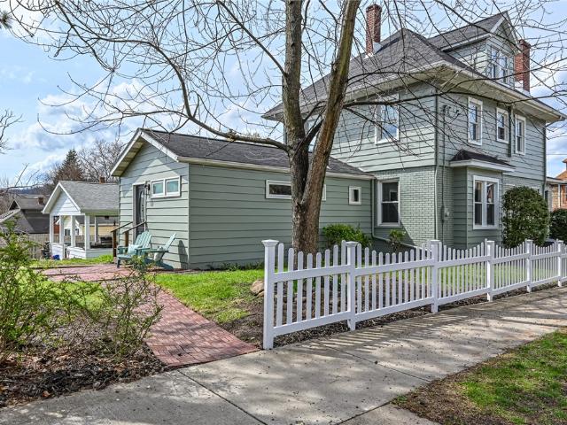 432 Mellon Ave
