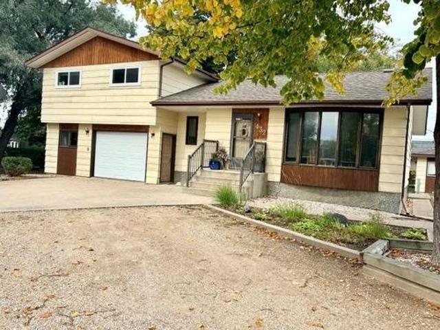 432 River Avenue E, Dauphin, MB, R7N 0H8 house for sale | Listing ID 202623 | Royal LePage