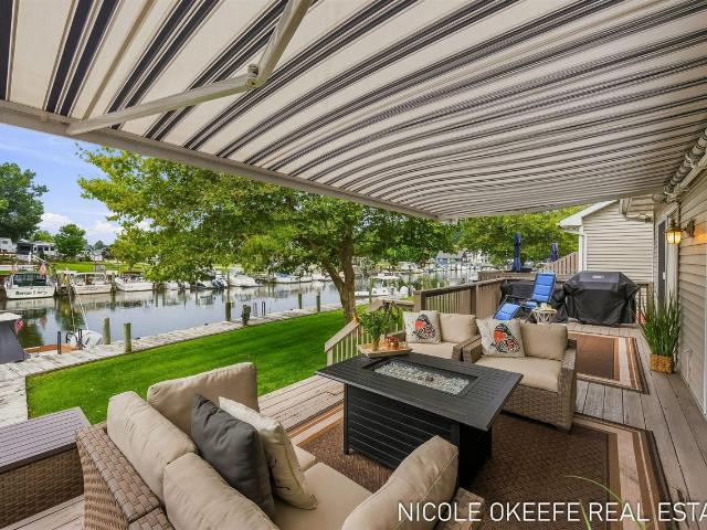432 River Island Drive