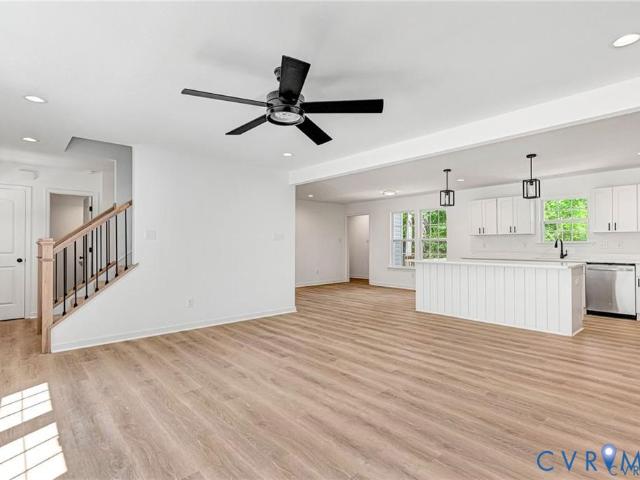 432 Riverside Dr Drive
