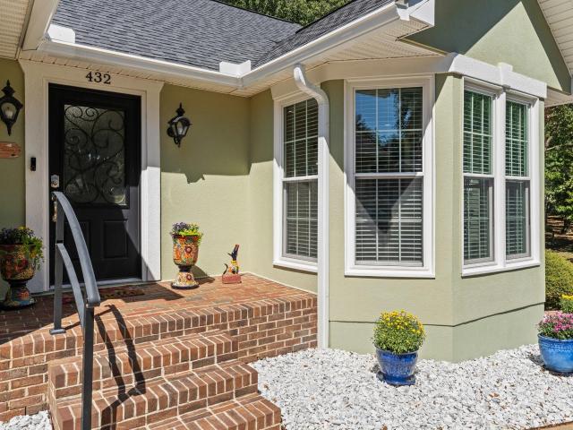 432 Thorn Meadow Lane