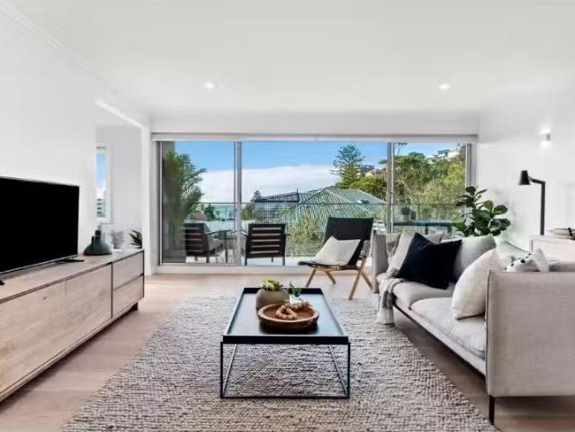 4/32 Undercliff Road, Freshwater Apartment for rent Listed by.