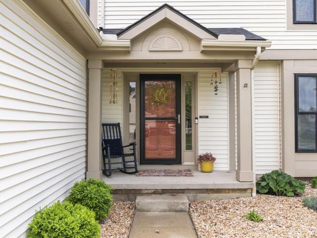 4335 Lemon Lake Court