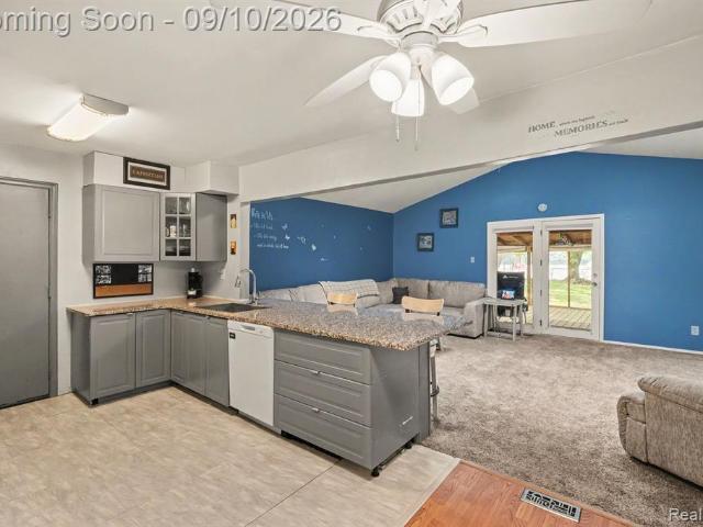 4338 Crosby Road