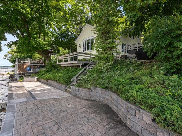 4338 E Lake Road