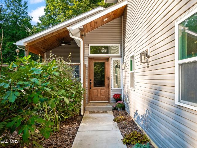 4331 Cabbage Drive