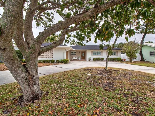 4331 Harbor Hills Dr, Largo, FL 33770 | MLS #TB8487