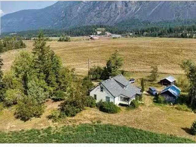 4333 12Th Street, Lister, BC, V0B 1G2 farm for sale Listing.