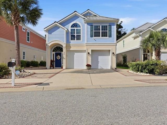 433 7th Ave S, North Myrtle Beach, SC 29582