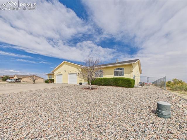 433 E Stardust Drive