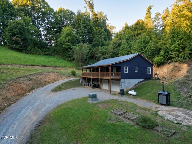 433 Michael Road